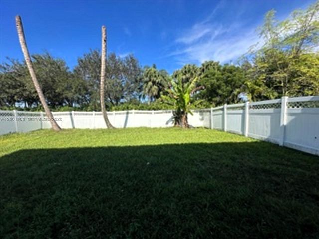 20471 SW 1ST ST, Pembroke Pines, FL 33029