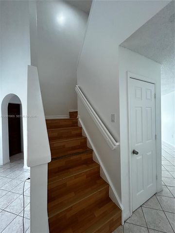 20471 SW 1ST ST, Pembroke Pines, FL 33029