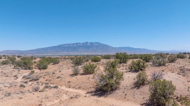 6211 Caldera Road NE, Rio Rancho, NM 87144