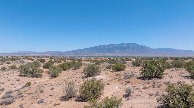 6211 Caldera Road NE, Rio Rancho, NM 87144