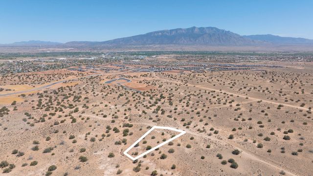6211 Caldera Road NE, Rio Rancho, NM 87144