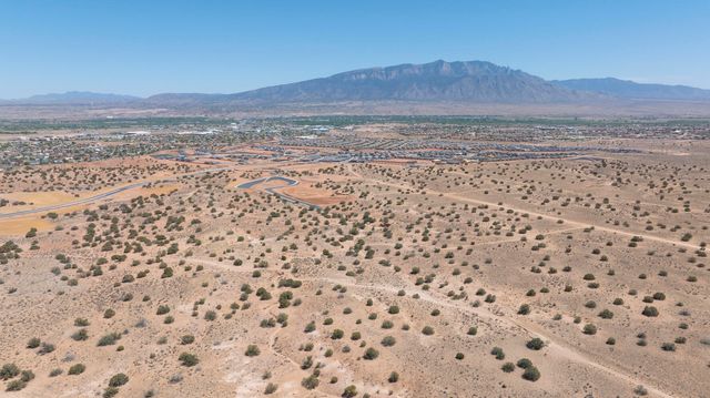 6211 Caldera Road NE, Rio Rancho, NM 87144
