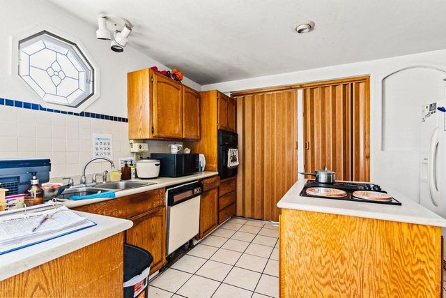 674 Gleneagle Ave, Hayward, CA 94544