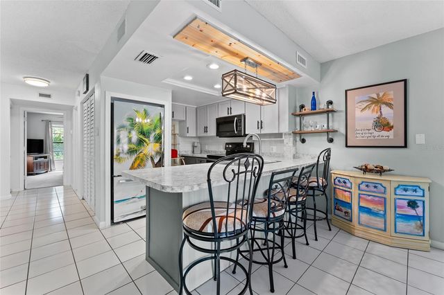 2571 CYPRUS DRIVE 1-101, Palm Harbor, FL 34684
