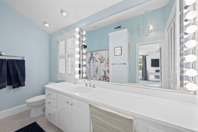 703 Fleetwood Drive, Lookout Mountain, TN 37350