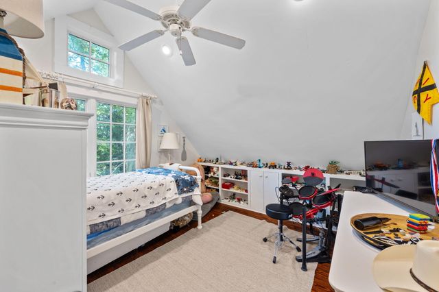 703 Fleetwood Drive, Lookout Mountain, TN 37350