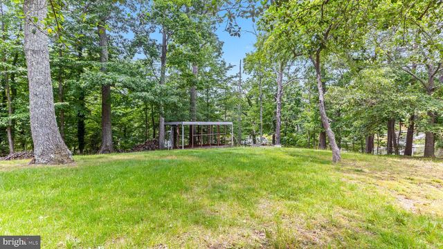 182 WALDO RD, Pasadena, MD 21122