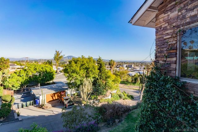 3812 Costa Bella Way, La Mesa, CA 91941