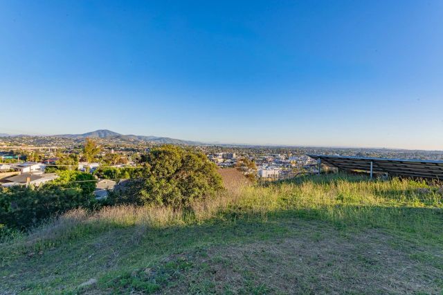 3812 Costa Bella Way, La Mesa, CA 91941