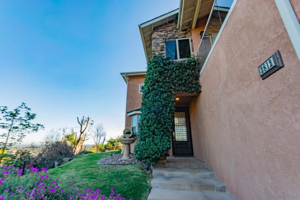 3812 Costa Bella Way, La Mesa, CA 91941
