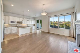 24819 Calle Cedro, Calabasas, CA 91302