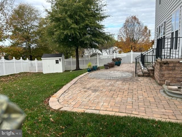 25563 TAYLOR CRESCENT DR, Chantilly, VA 20152