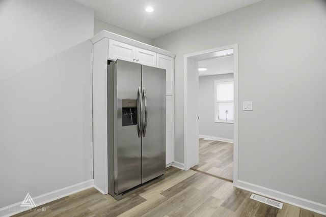 1301 N Waller Avenue, Chicago, IL 60651