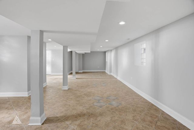 1301 N Waller Avenue, Chicago, IL 60651