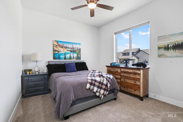9931 W Aviara Dr, Star, ID 83669