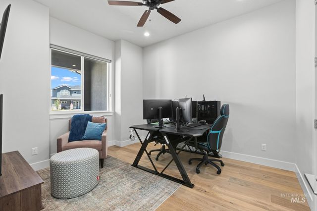 9931 W Aviara Dr, Star, ID 83669