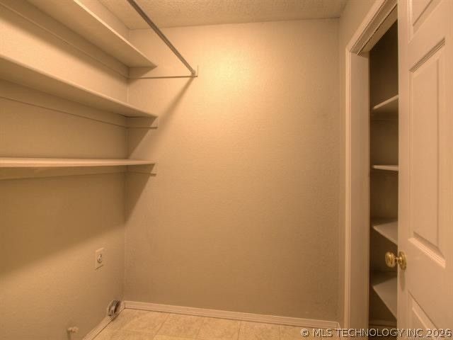 1112 N Willow Avenue, Broken Arrow, OK 74012