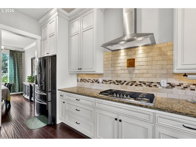 12397 Se BARI Ave, Happy Valley, OR 97086