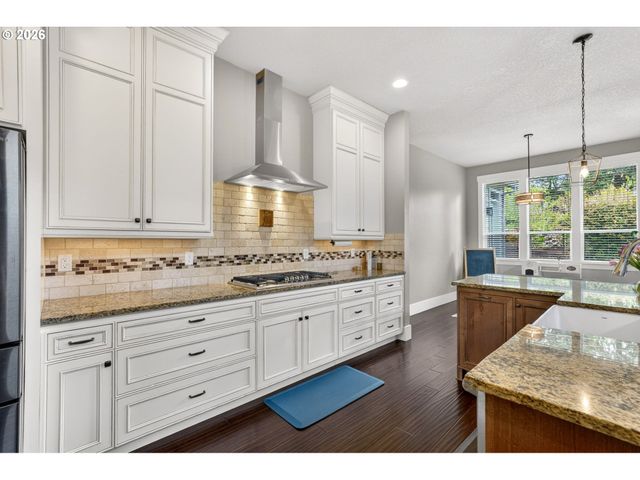 12397 Se BARI Ave, Happy Valley, OR 97086