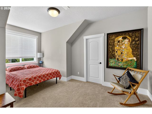 12397 Se BARI Ave, Happy Valley, OR 97086