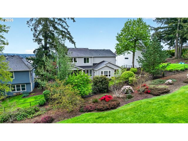 12397 Se BARI Ave, Happy Valley, OR 97086