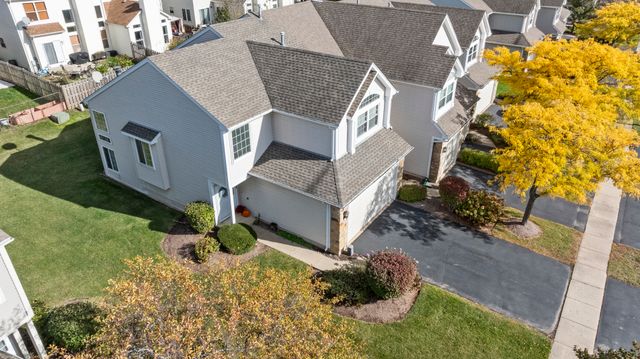 937 Mesa Drive, Lake In The Hills, IL 60156