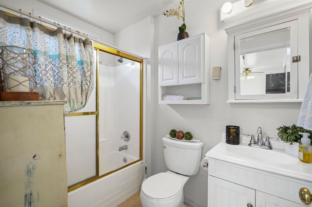 5425 Westchester Drive, Flint Twp, MI 48532