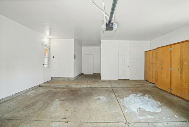 5425 Westchester Drive, Flint Twp, MI 48532