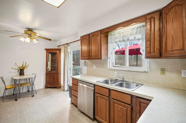 5425 Westchester Drive, Flint Twp, MI 48532