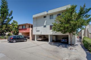 1052 Elm Avenue, Glendale, CA 91201