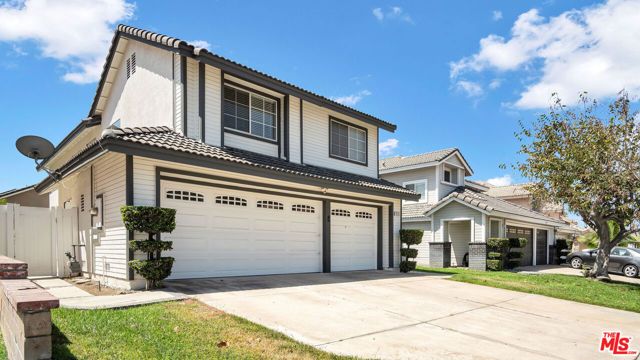 14253 Stanislaus Court, Fontana, CA 92336