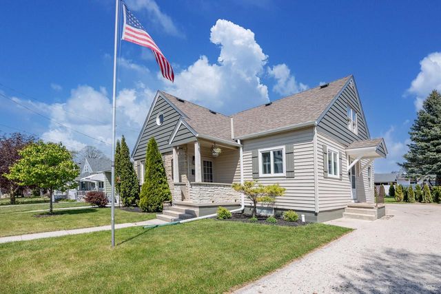 304 Fredonia AVENUE, Fredonia, WI 53021