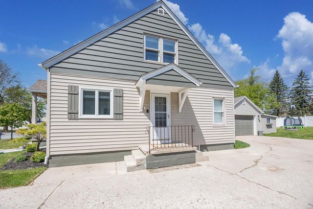 304 Fredonia AVENUE, Fredonia, WI 53021