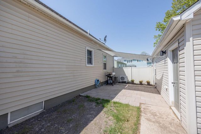 304 Fredonia AVENUE, Fredonia, WI 53021