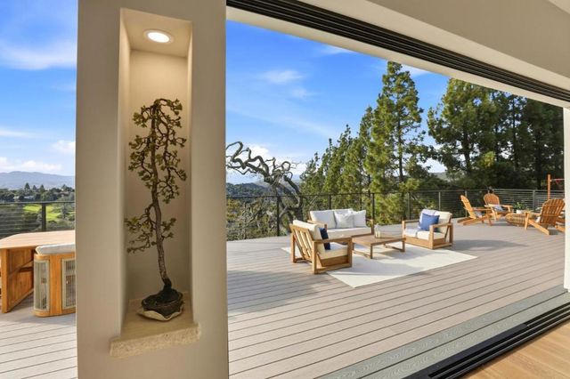 15860 Jackson Oaks Drive, Morgan Hill, CA 95037