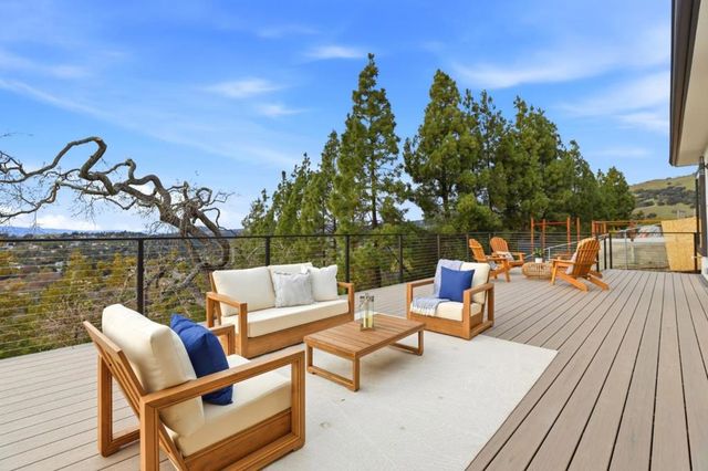 15860 Jackson Oaks Drive, Morgan Hill, CA 95037