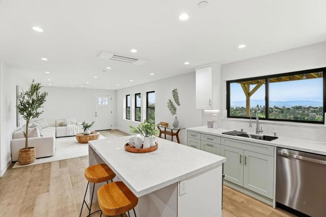 15860 Jackson Oaks Drive, Morgan Hill, CA 95037