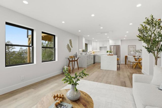 15860 Jackson Oaks Drive, Morgan Hill, CA 95037