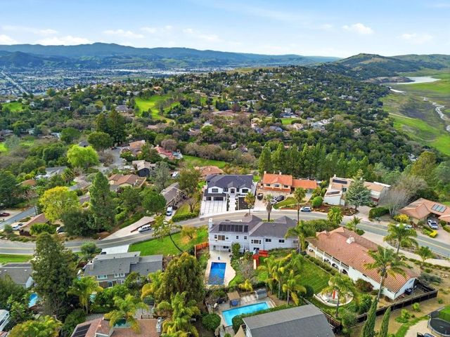 15860 Jackson Oaks Drive, Morgan Hill, CA 95037