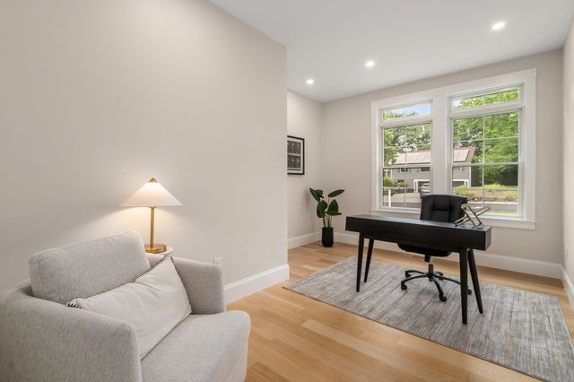 55 Crestview Rd, Belmont, MA 02478