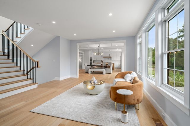 55 Crestview Rd, Belmont, MA 02478