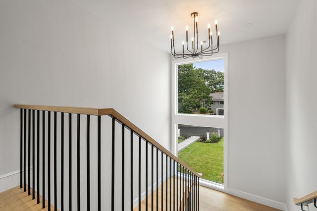 55 Crestview Rd, Belmont, MA 02478