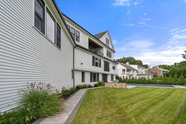 55 Crestview Rd, Belmont, MA 02478