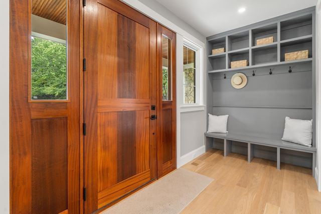 55 Crestview Rd, Belmont, MA 02478