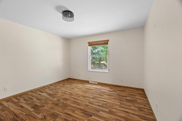 9472 HOPI LANE, Fremont, WI 54940