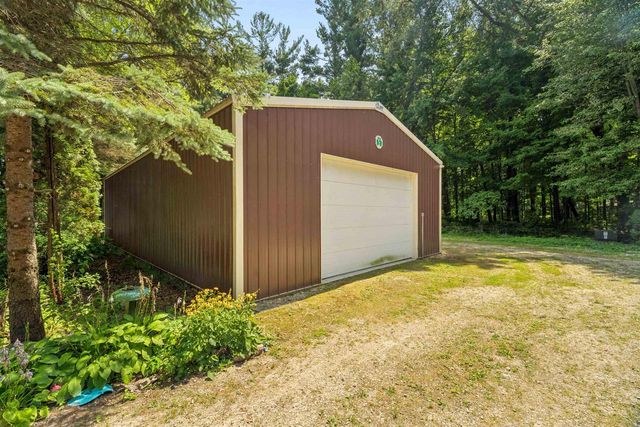 9472 HOPI LANE, Fremont, WI 54940