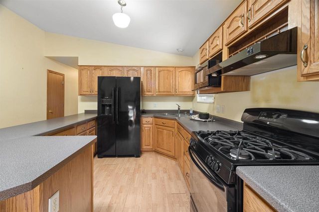 9472 HOPI LANE, Fremont, WI 54940
