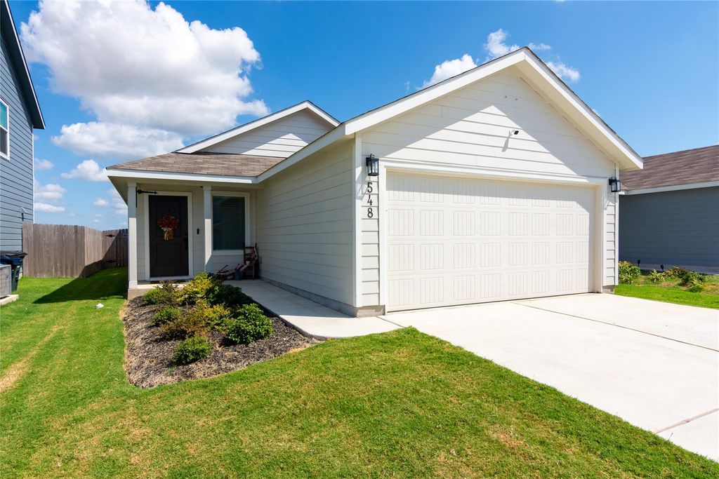 548 Rancho Del Cielo LOOP, Jarrell, TX 76537