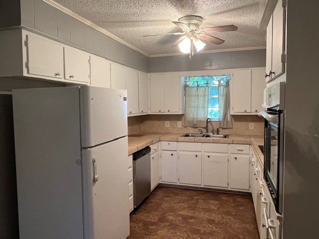 920 Jory Street, Hico, TX 76457