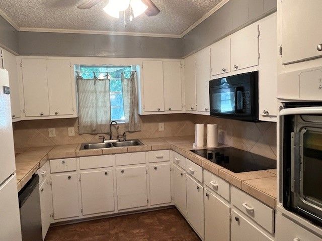 920 Jory Street, Hico, TX 76457
